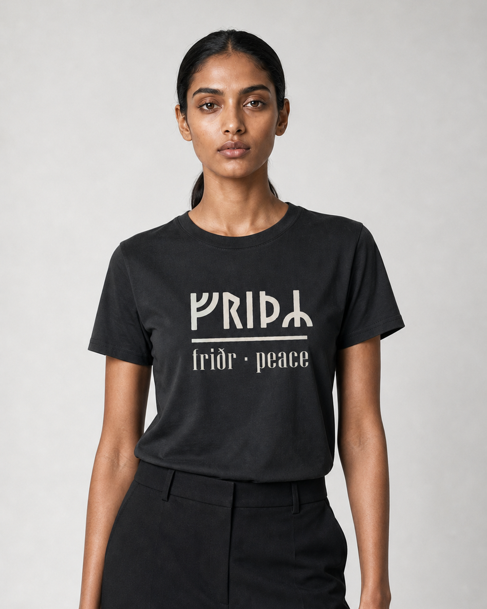 tee model w