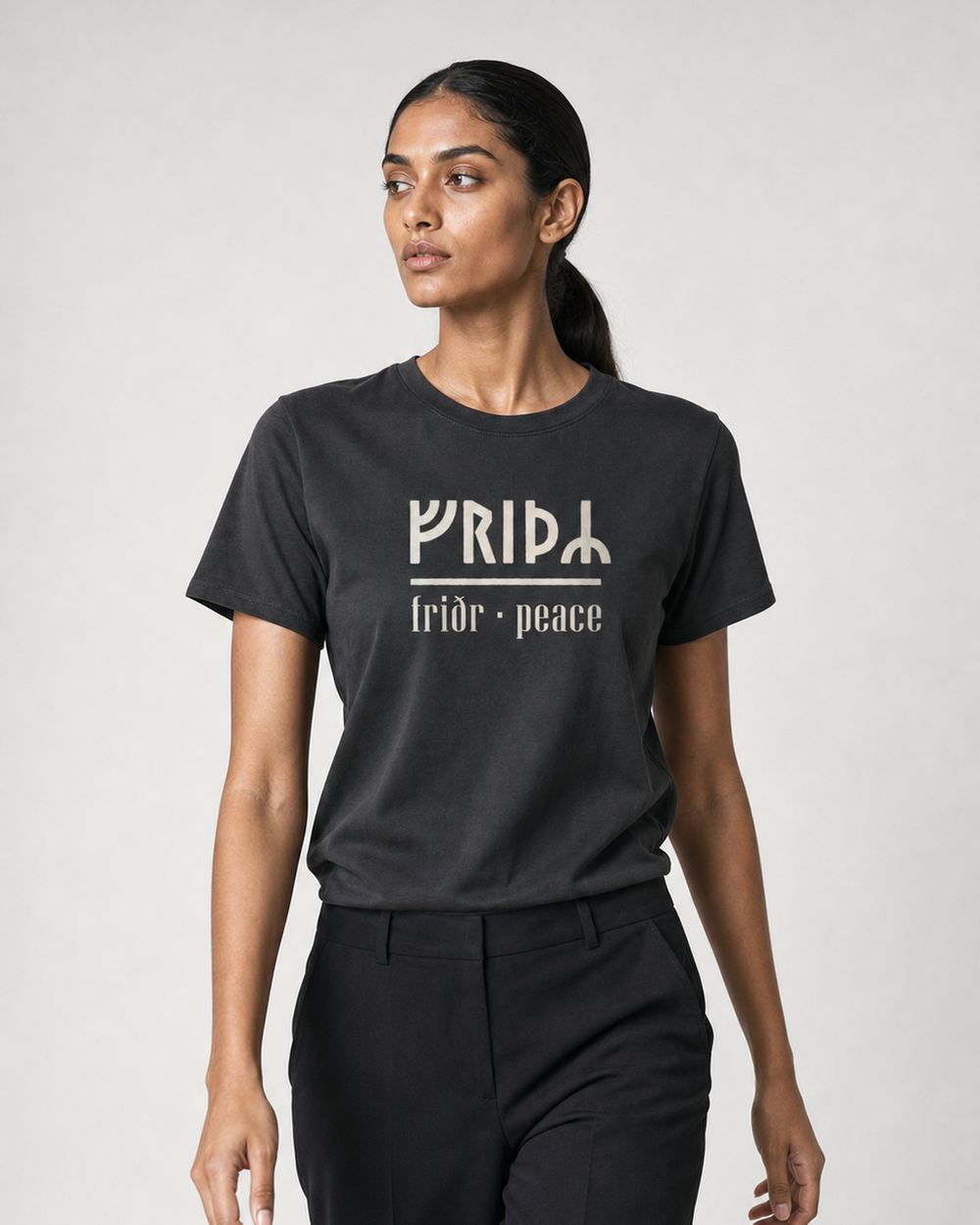 tee model w