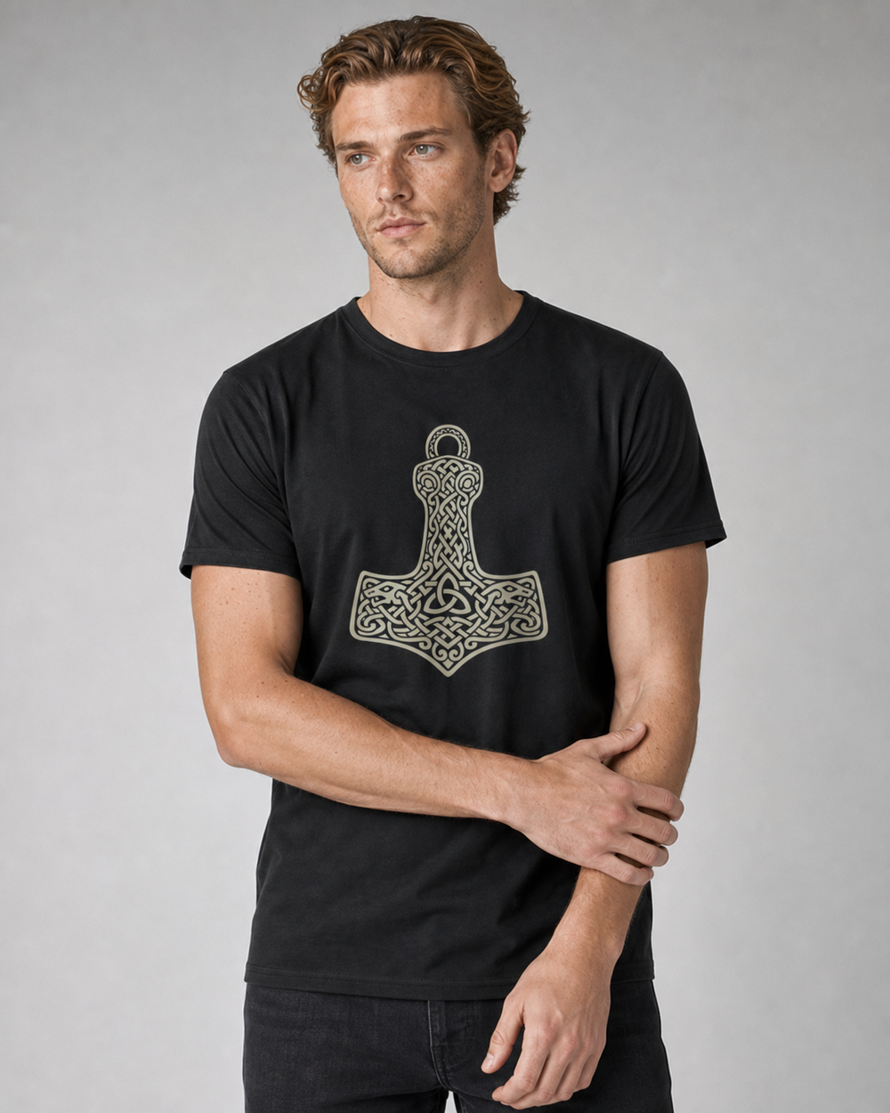 Hammer, Cast Small tee