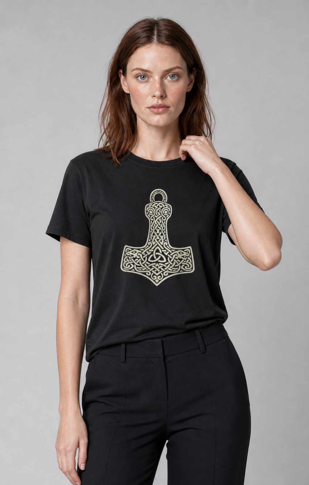 Hammer, Cast Small tee